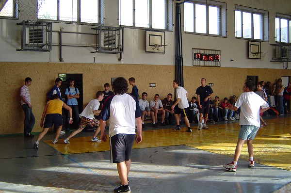 24-hodinový basketbal